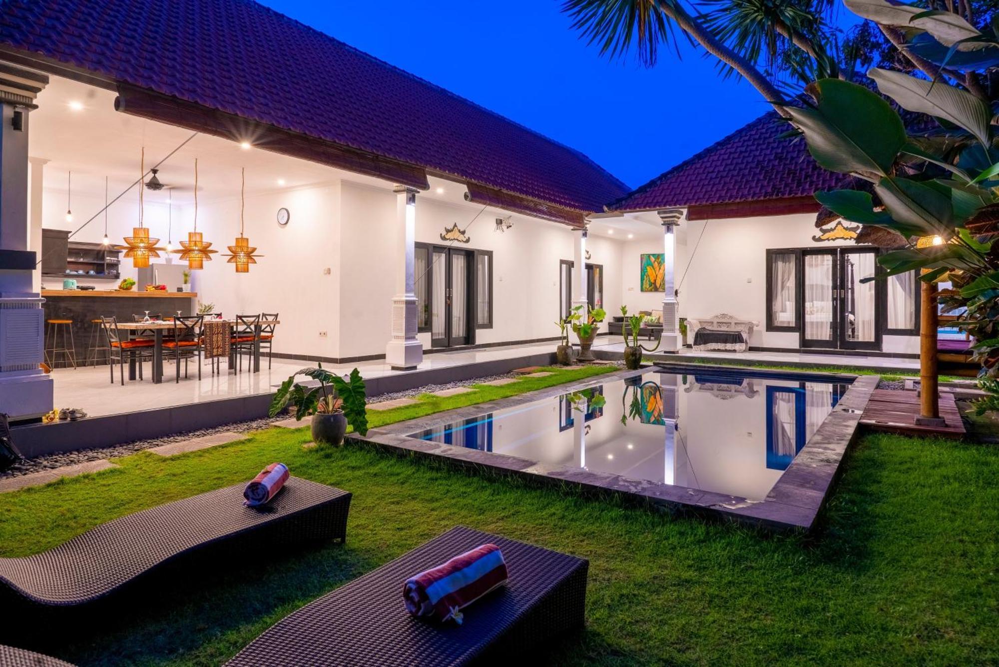 Walking To The Beach At Omahati Villa Canggu Exterior foto